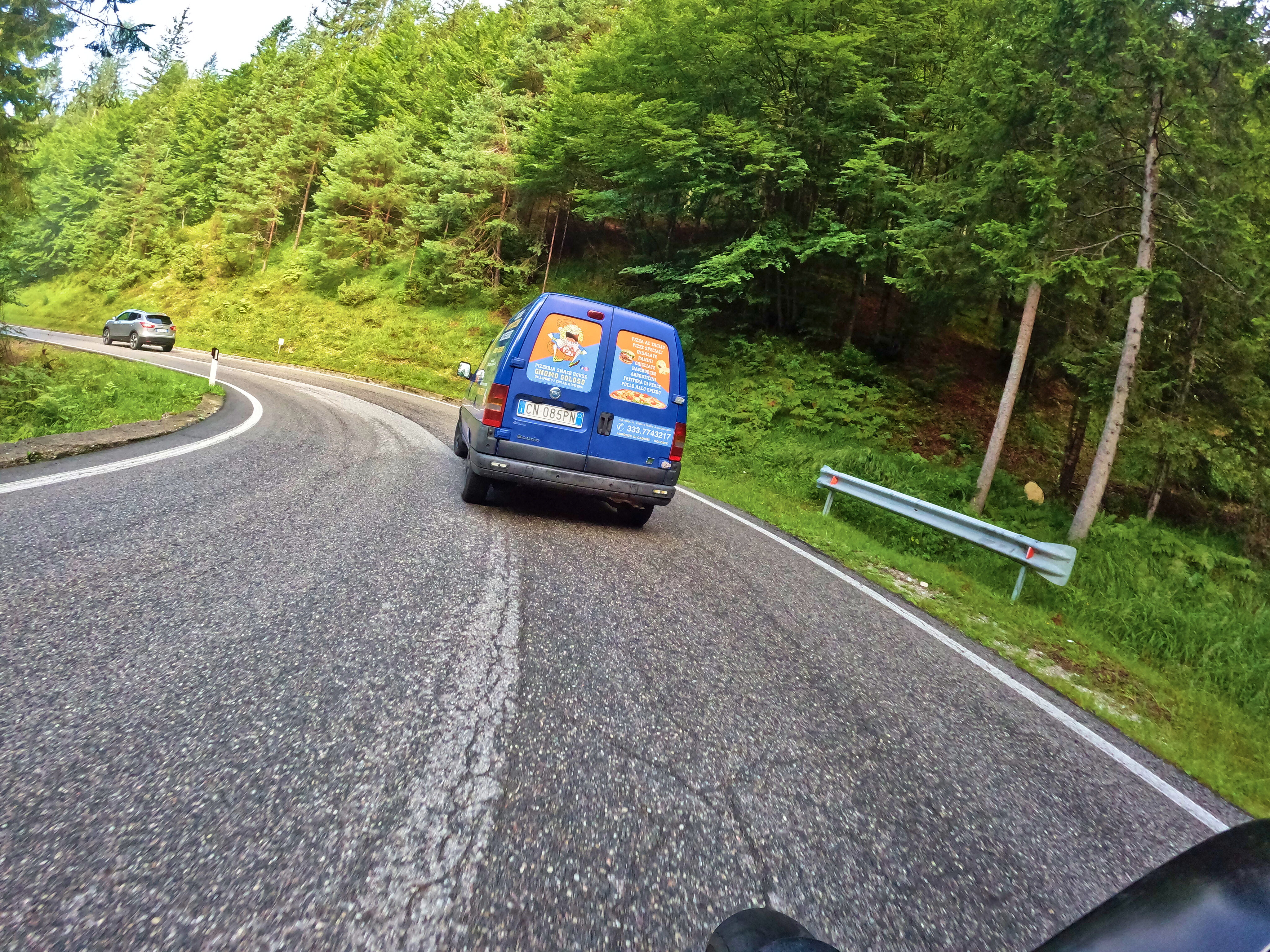 Ob ich mir da eine Pizza liefern lassen würde?