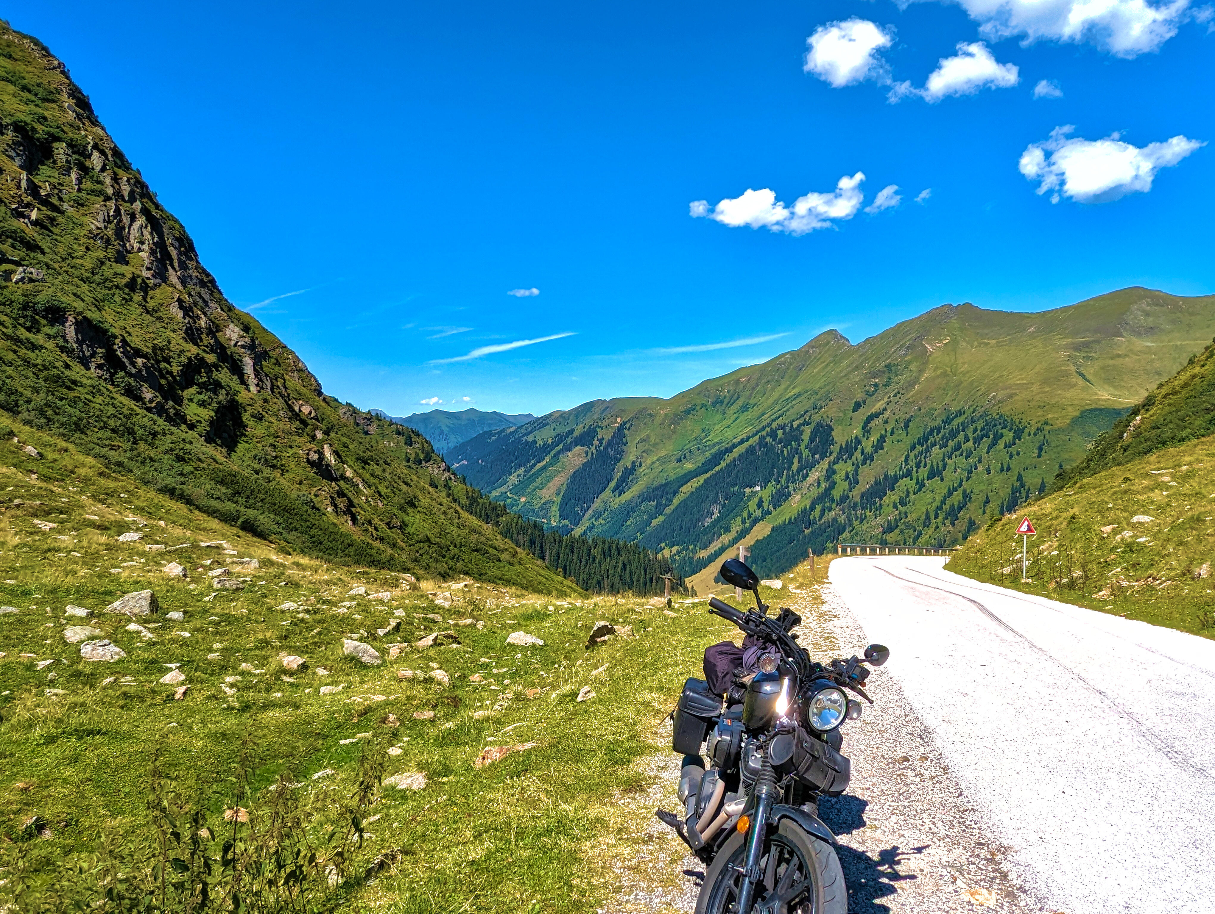 An der Passhöhe, Blick nach Norden