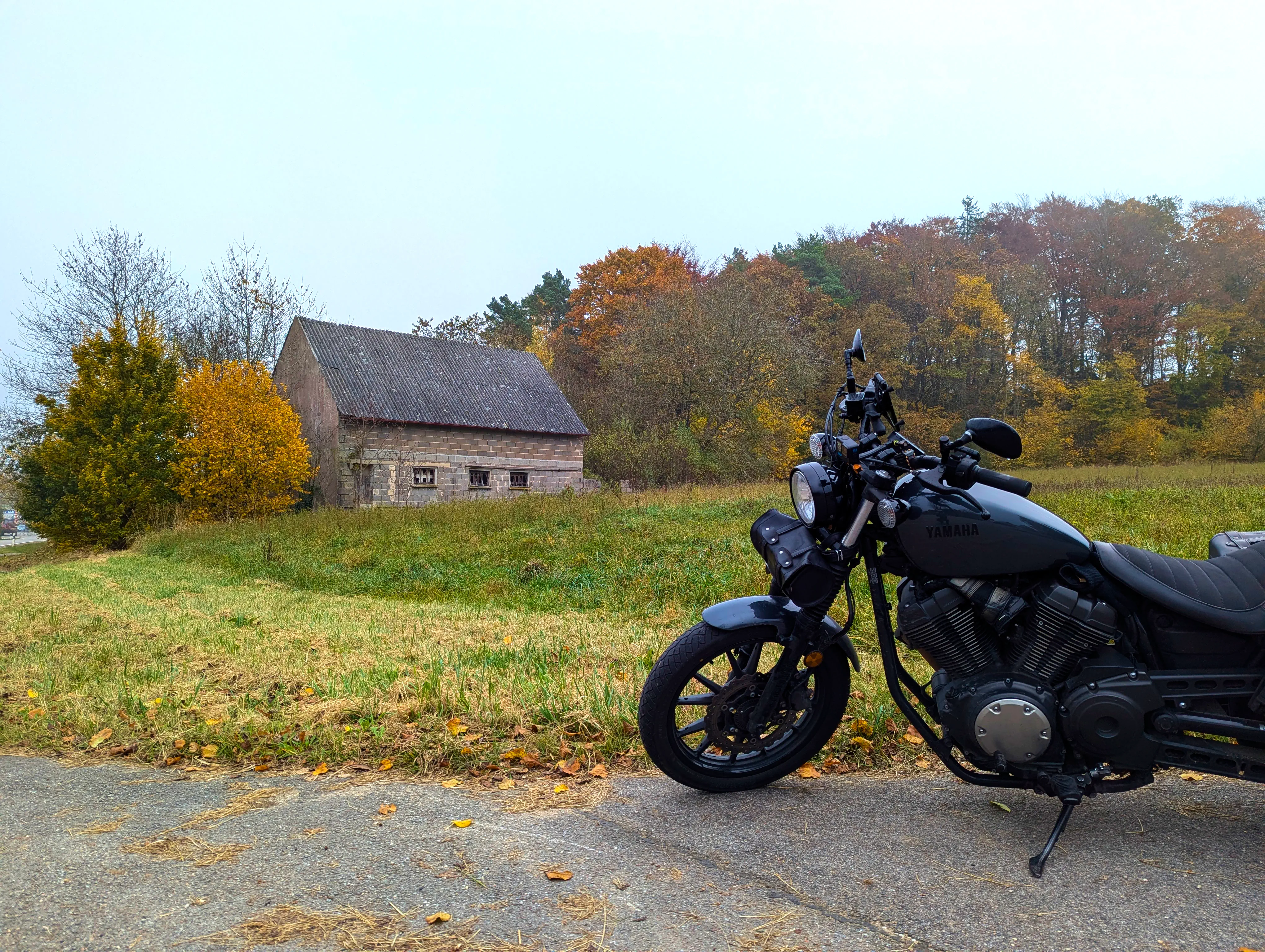 Erneute Pause, mit etwas …