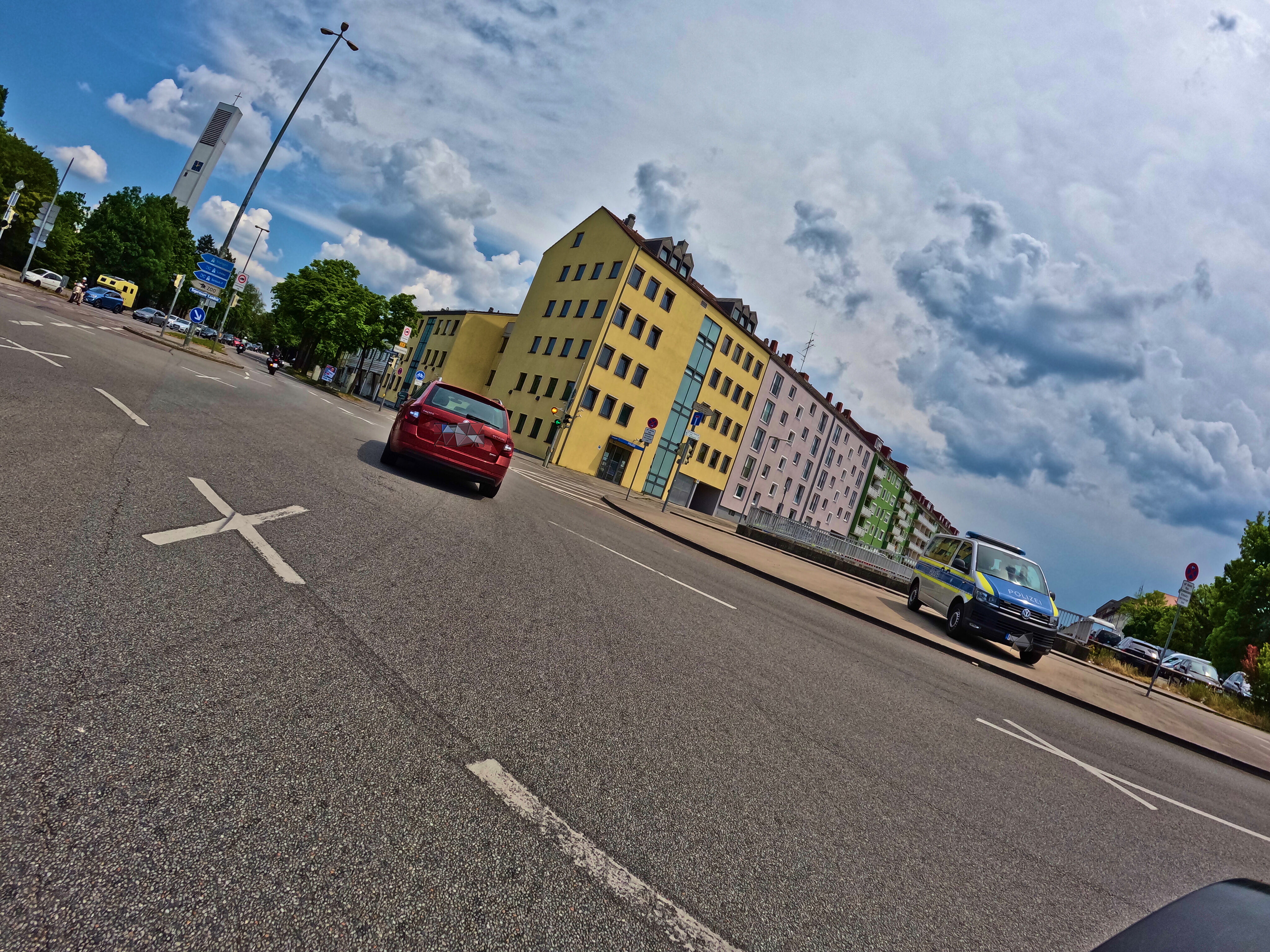 Gewitter ziehen auf…