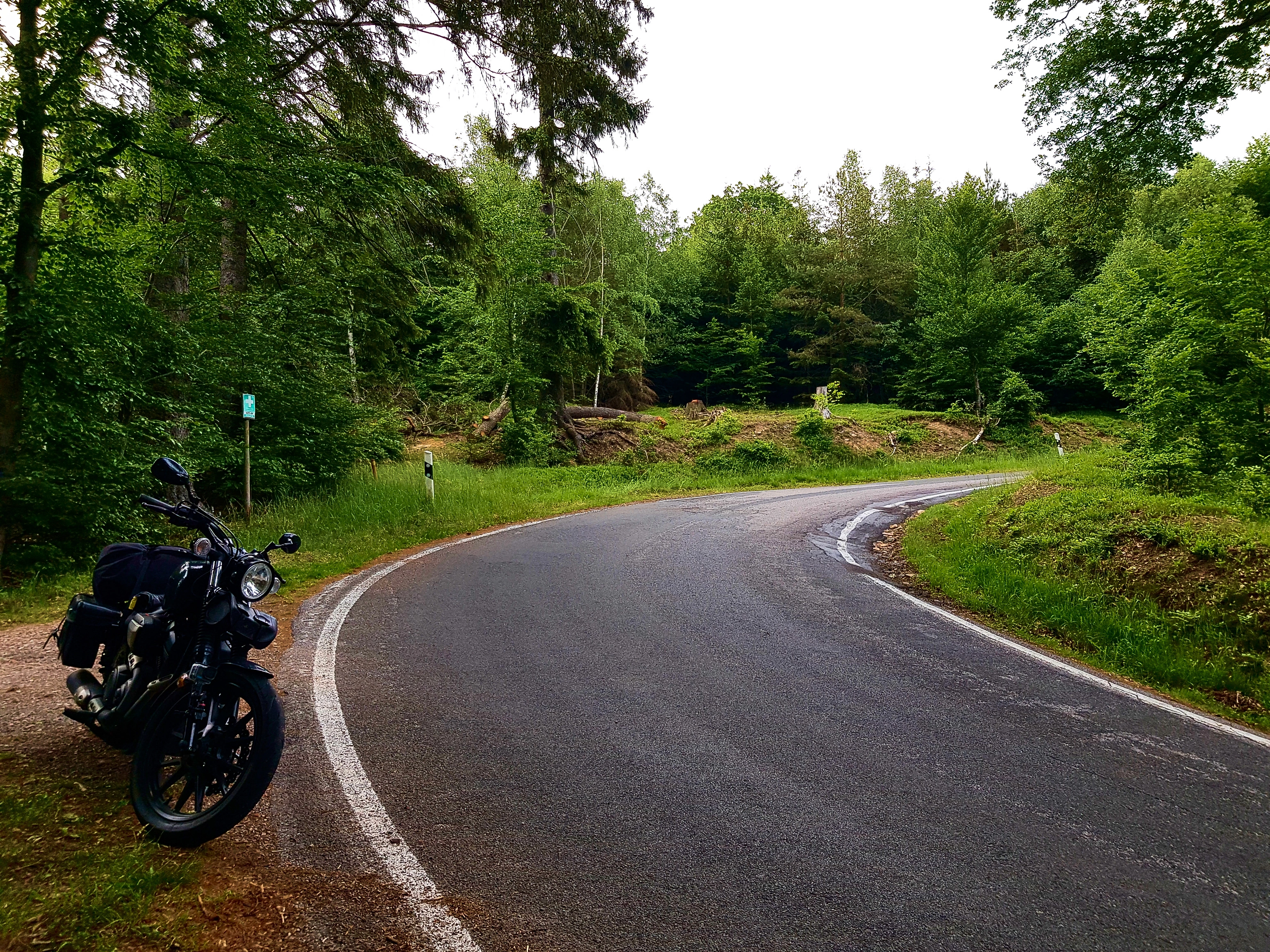 An der Straße von Winterbach nach Tiefenbach