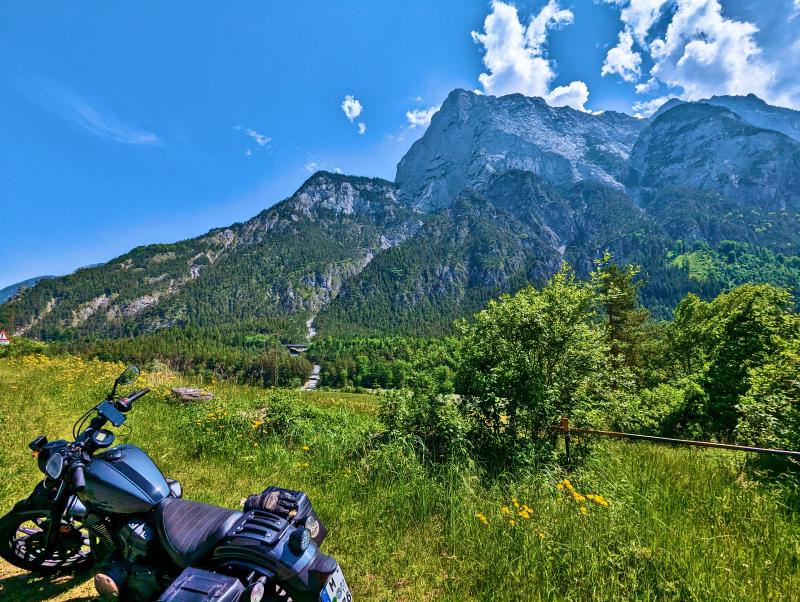 Featured image of post #MotoMontag (60)