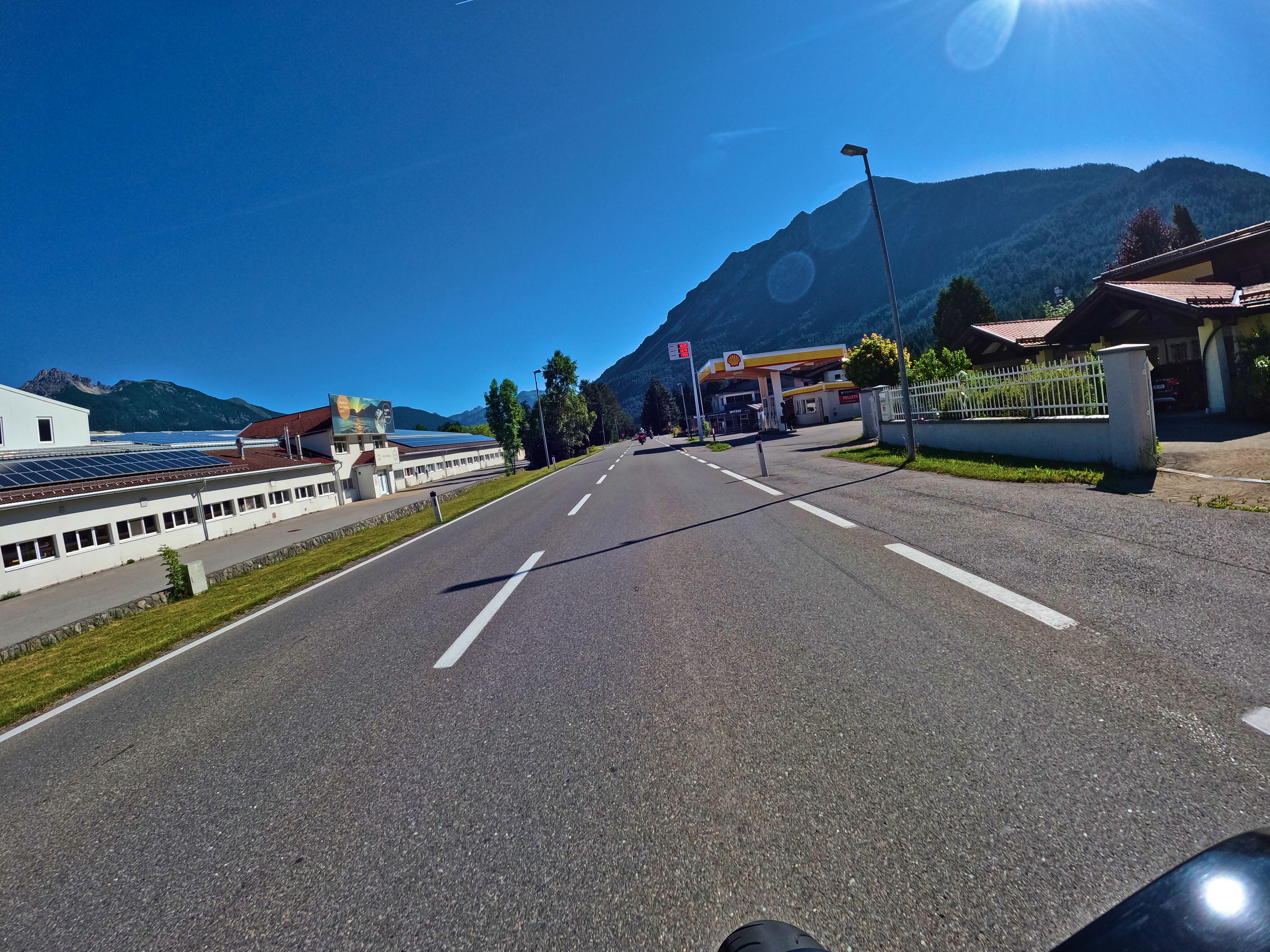 … zum Tanken in Stanzach