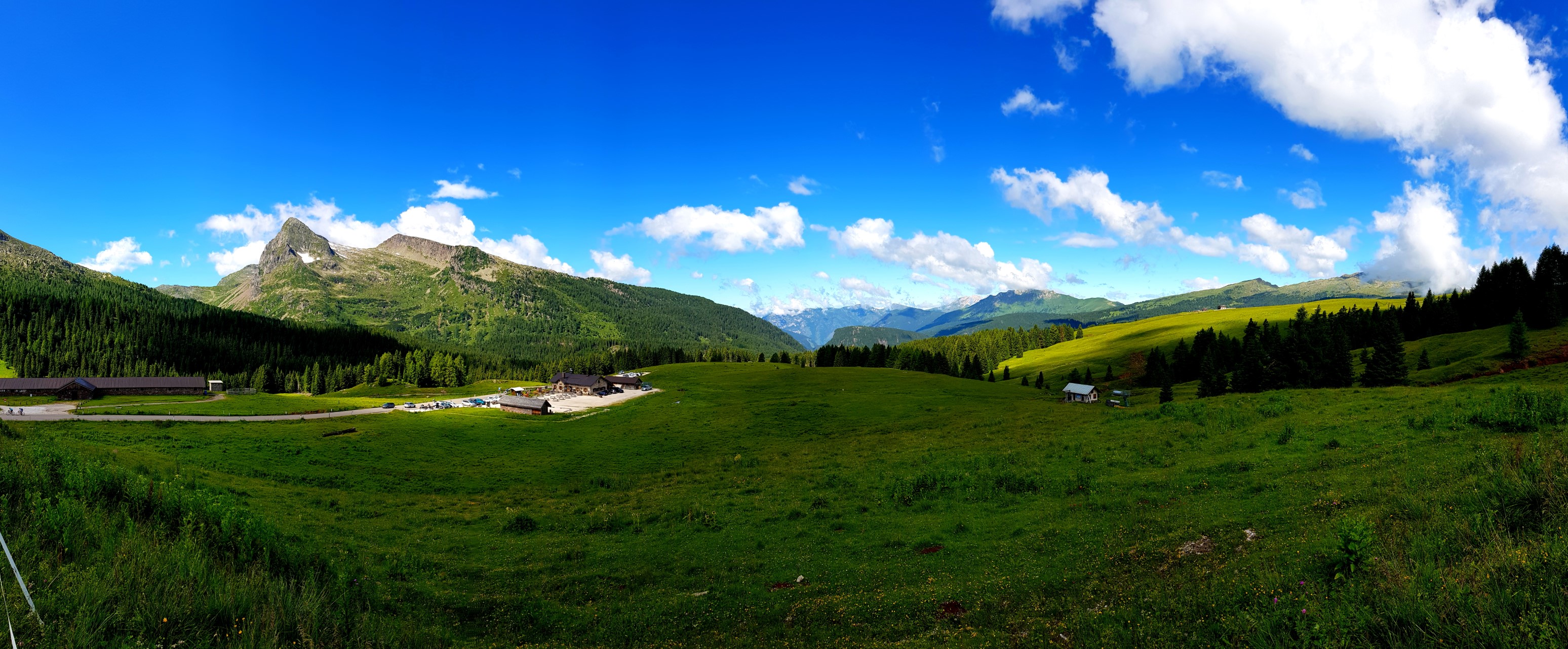 Blick vom Passo di Rolle Richtung Norden