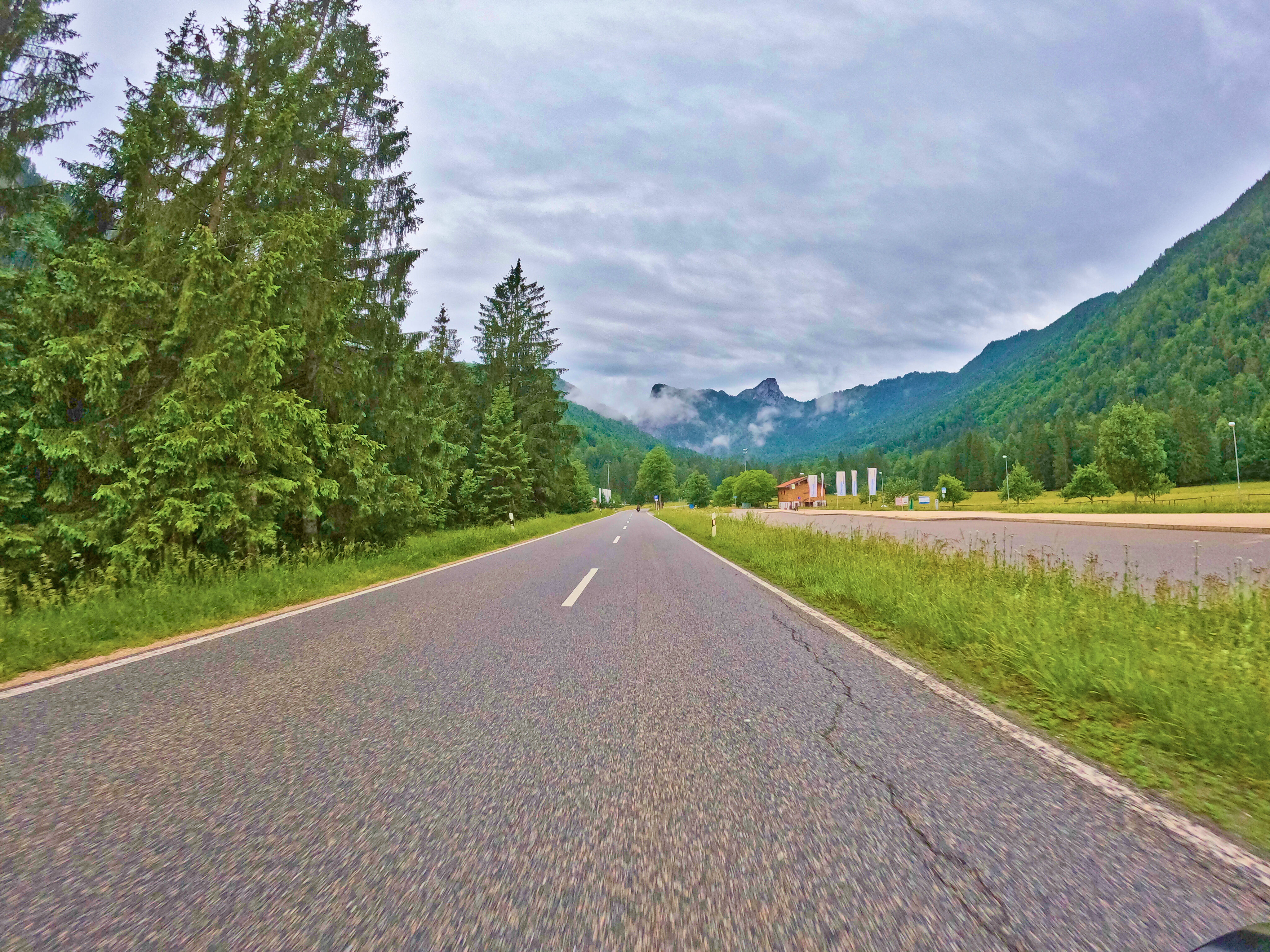 … Straßen Richtung Westen.